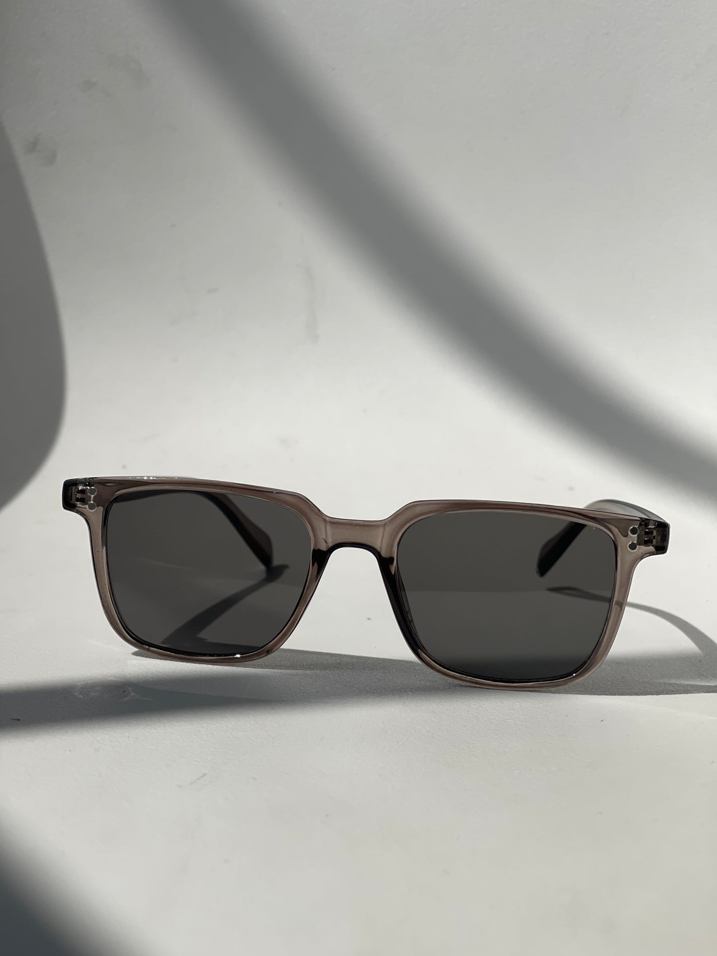 Katie Classic 80s Style Sunglasses In Grey