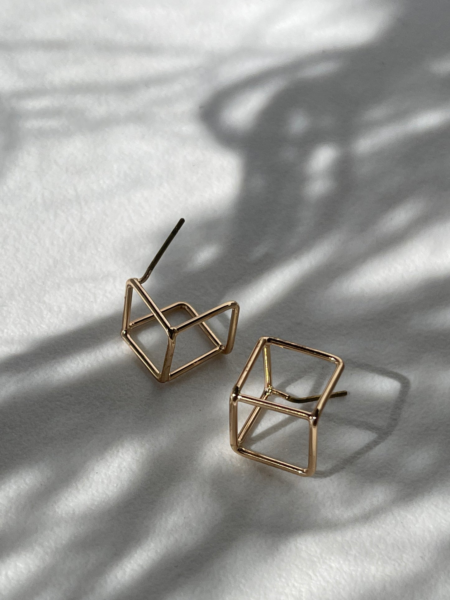 Alton Mini Cube Stud Earring In Gold