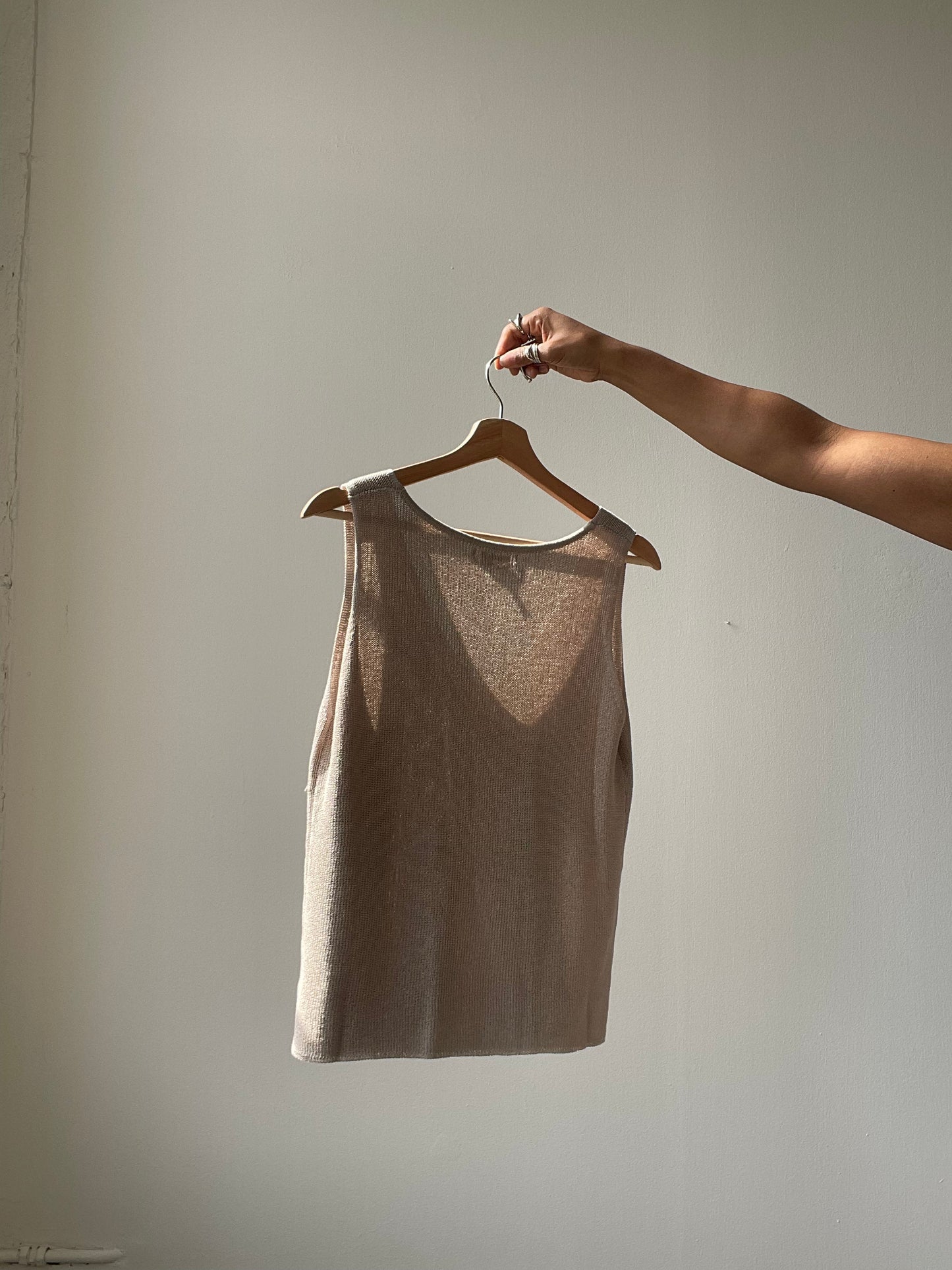 Sasha V Neck Loose Fit Tank In Ivory Taupe