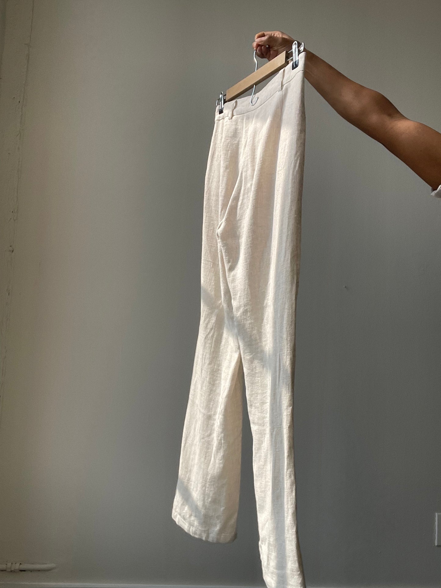 Alexandra Classic Cotton Pants In Natural
