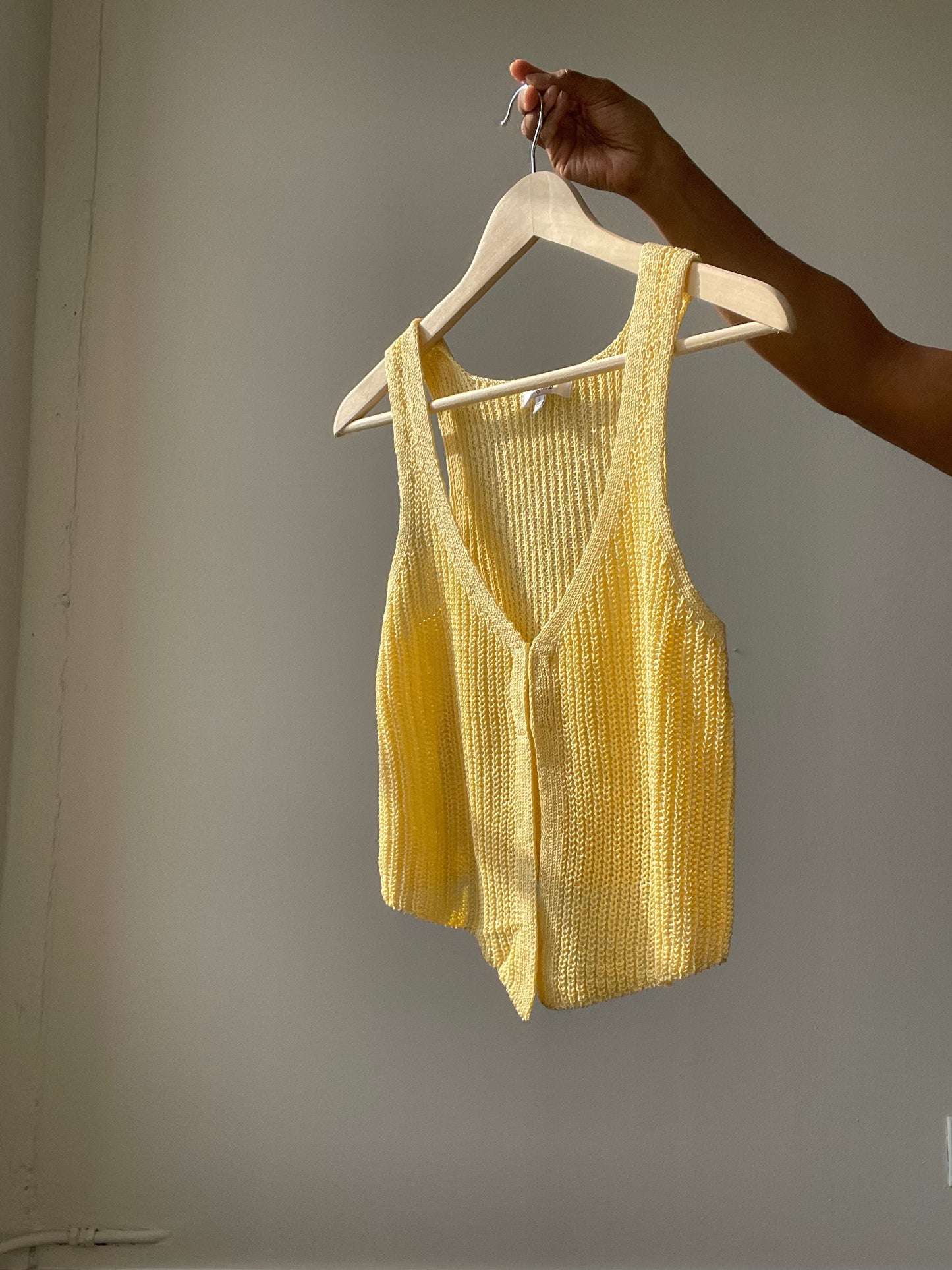 Kayla Crochet Knit Vest In Banana