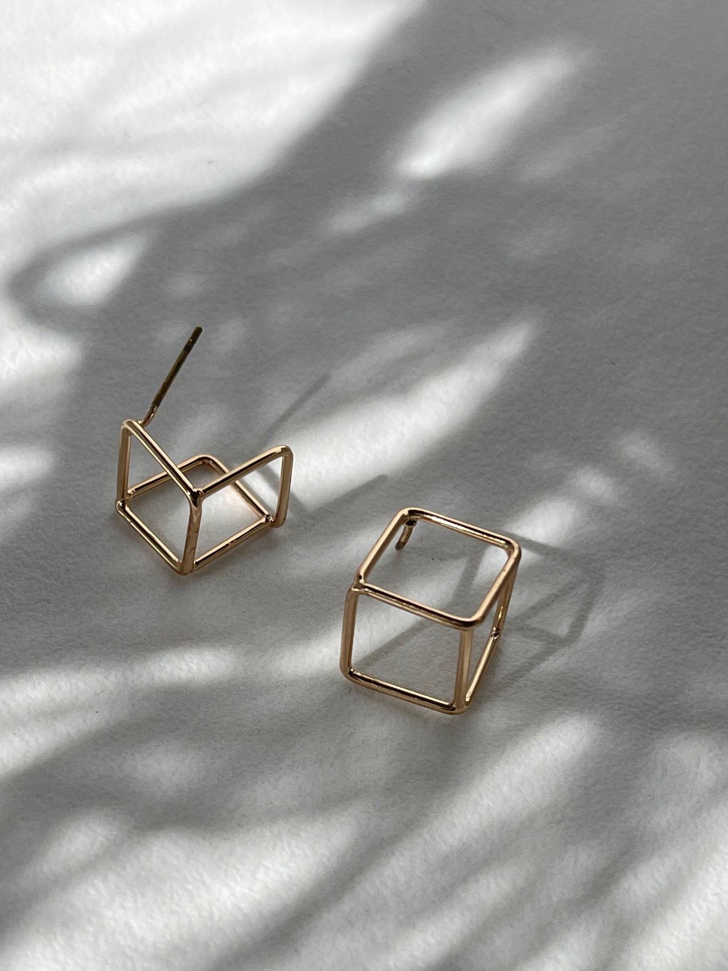 Alton Mini Cube Stud Earring In Gold