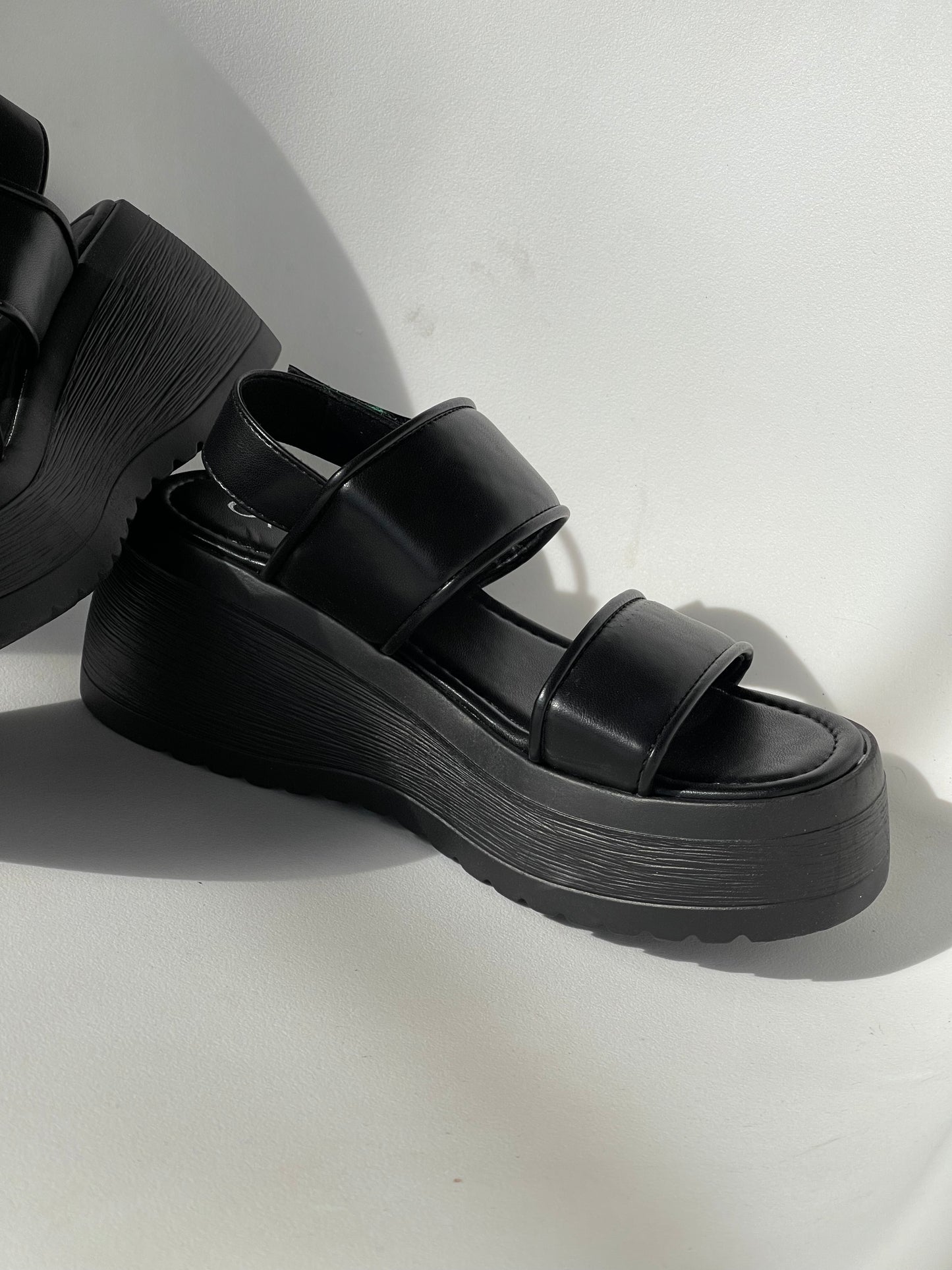 Padre Platform Summer Sandal In Black