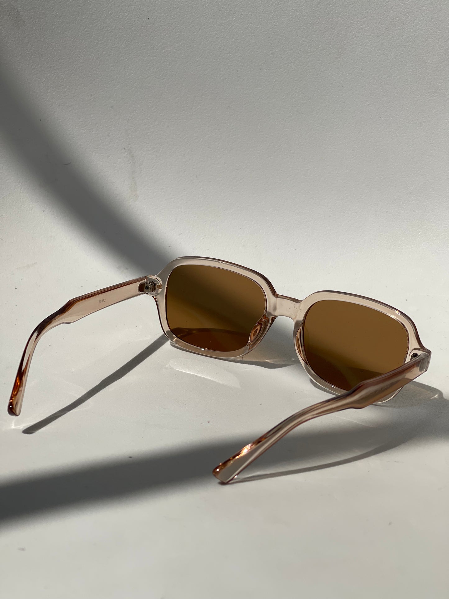 Rowan Gold Stud Sunglasses In Taupe