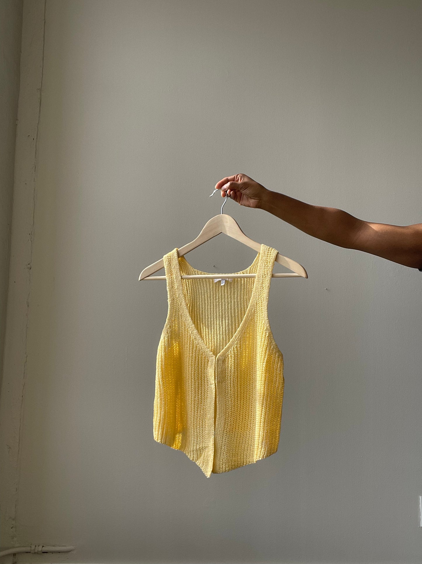 Kayla Crochet Knit Vest In Banana