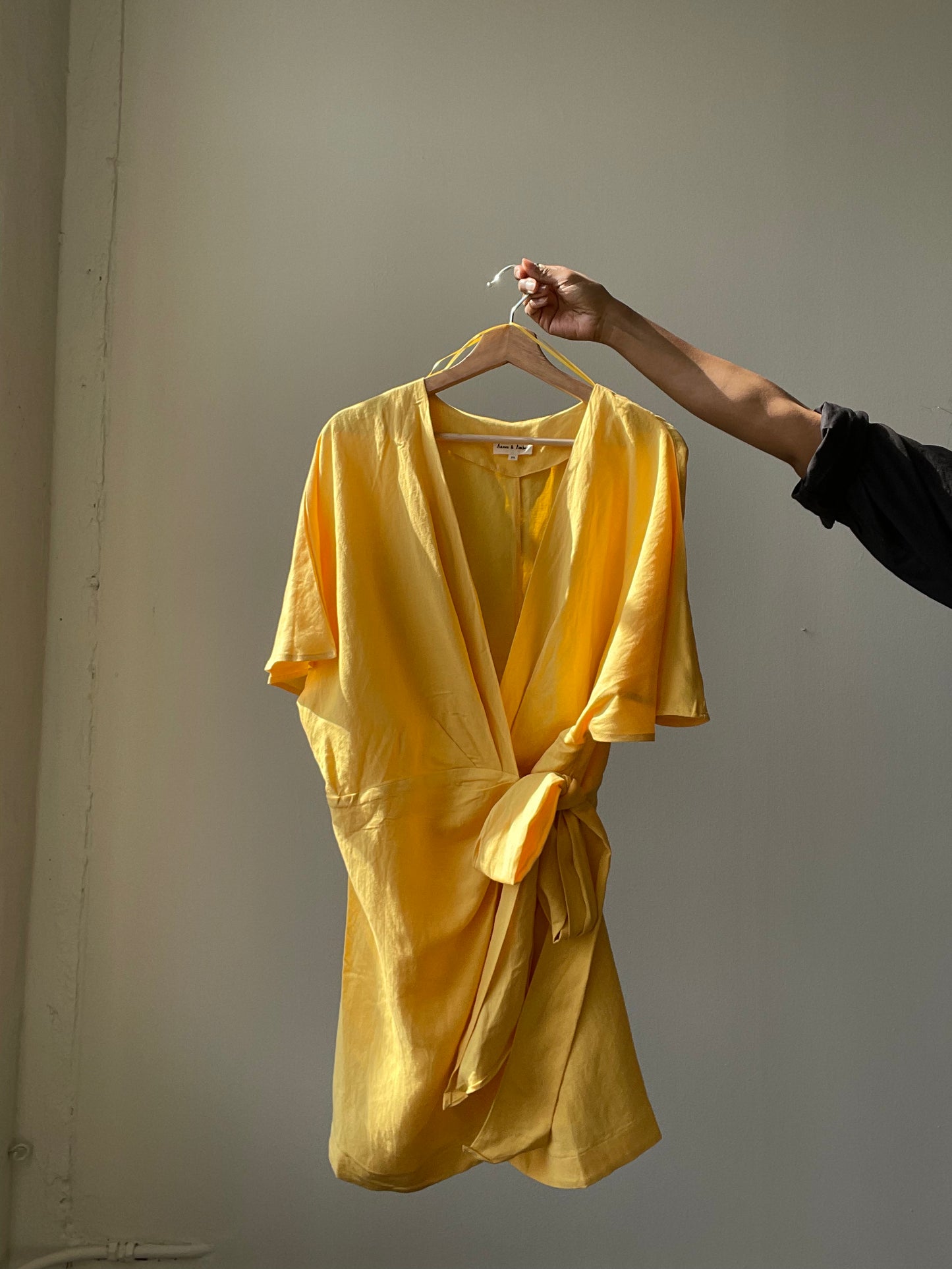 Lorie Linen & Cotton Kimono Wrap Dress In Lemon