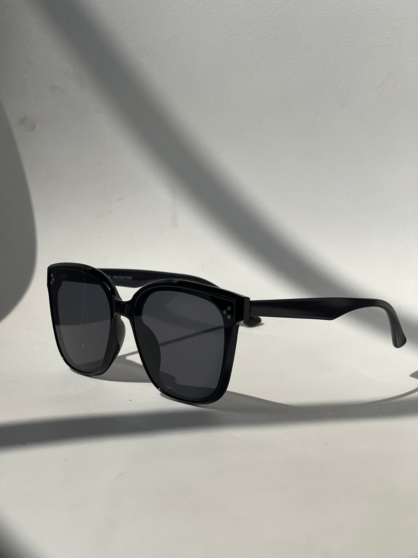 Jenna Classics Square Sunglasses In Black