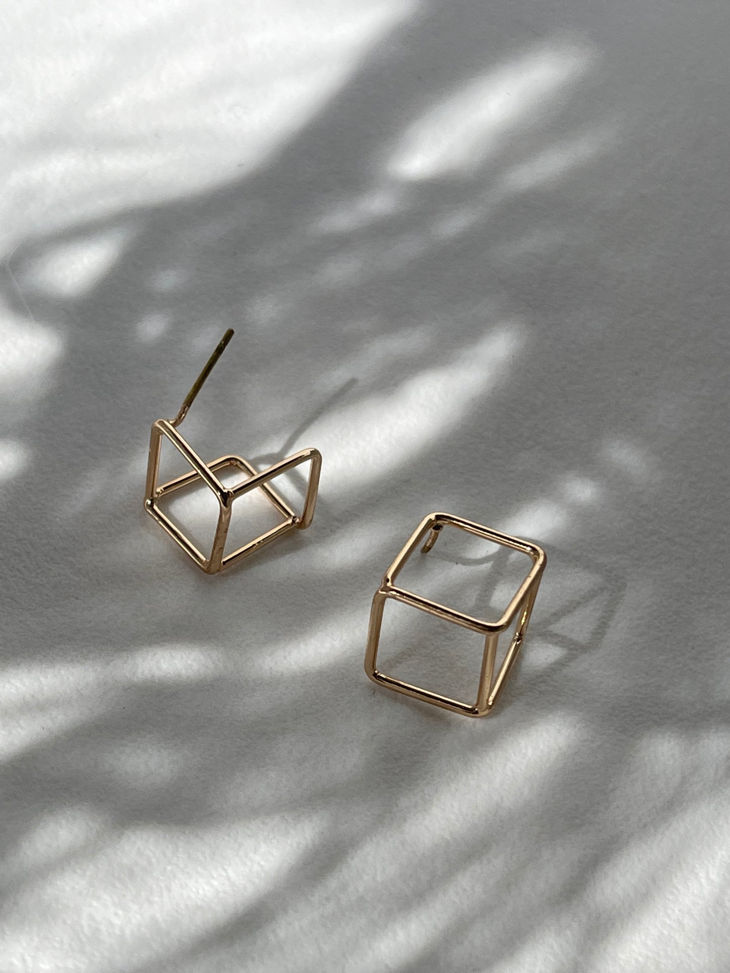 Alton Mini Cube Stud Earring In Gold
