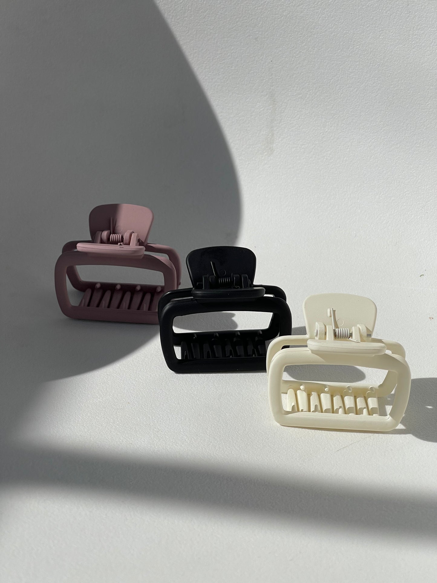 Maci Mini Hallow Modern Claw Clip Set