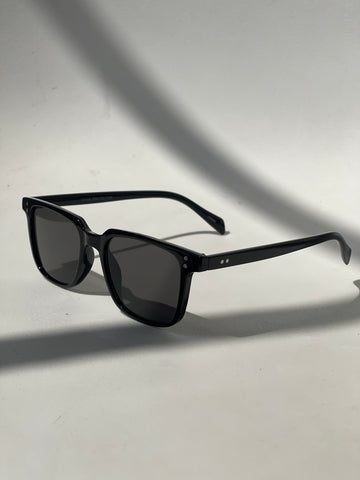 Katie Classic 80s Style Sunglasses In Black