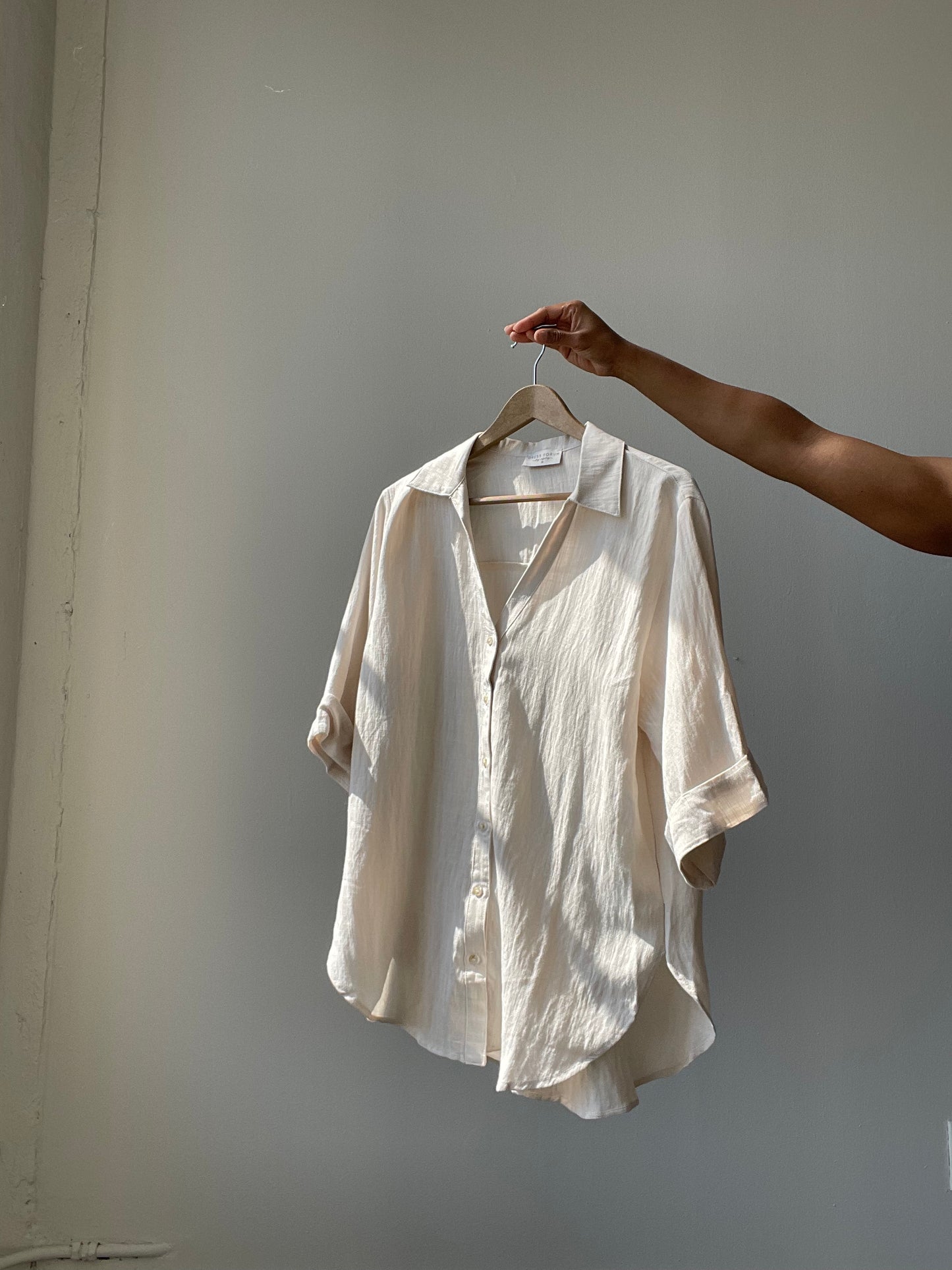 Kimberly Oversized Boyfriend 3/4 Sleeve Button Down Shirt In Natural