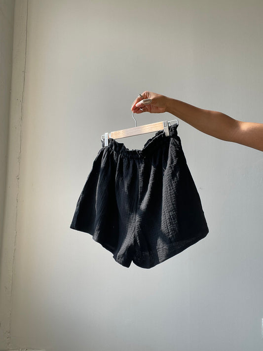 Kelsey Cotton Drawstring Shorts In Black