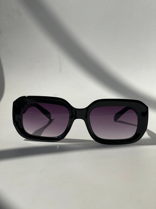 Angie Retro 70s Style Sunglasses In Hombre Black