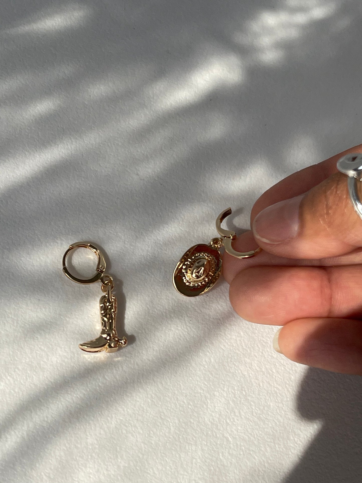 Yoakam Cowboy Boot & Hat Drop Earring In Gold