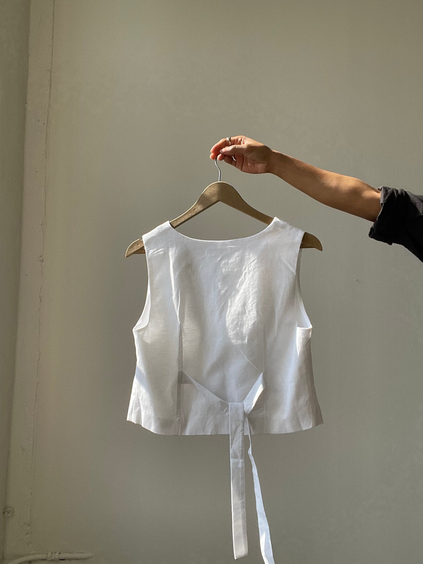 Garland Linen & Cotton Dress Vest In White