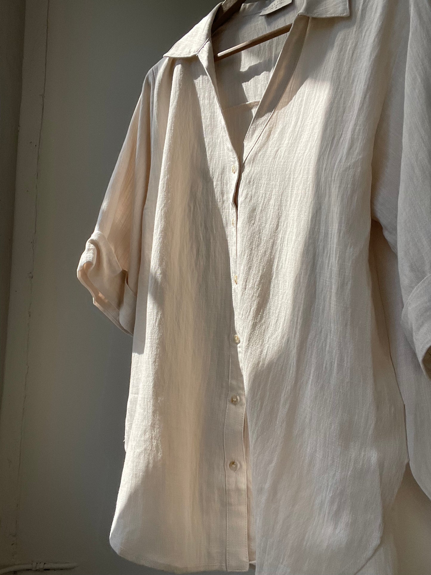 Kimberly Oversized Boyfriend 3/4 Sleeve Button Down Shirt In Natural