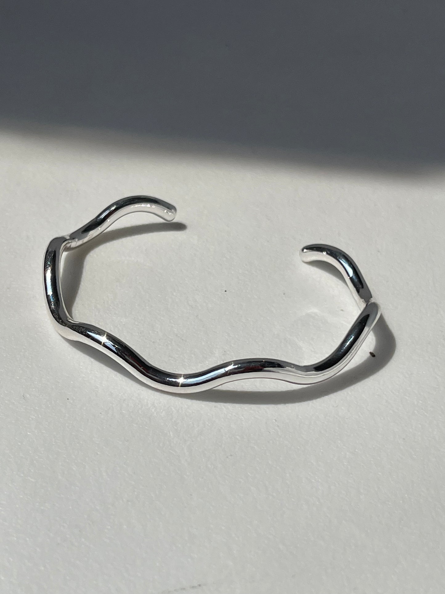 Sonia Classic Wave Cuff Bracelet In Silver