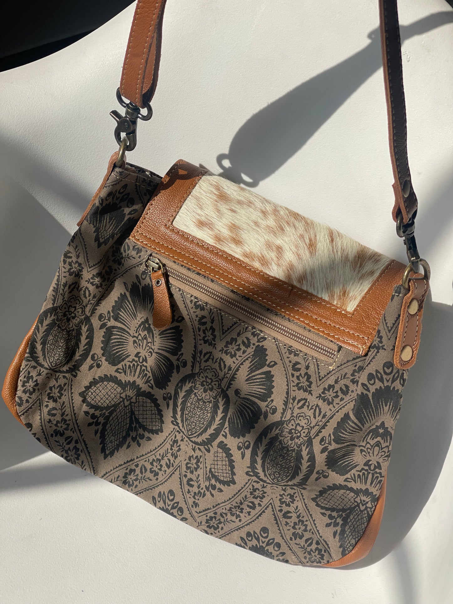 Galveston Vintage Classic Cowhide Leather Saddle Bag