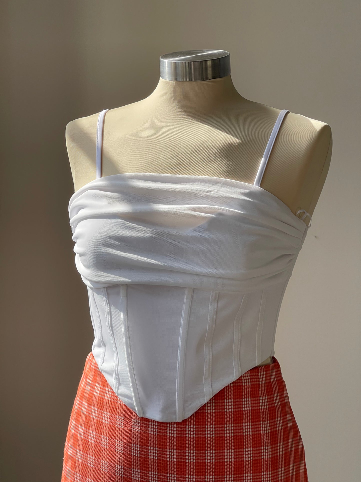 Alvin Mess Back Rouged Corset Top In White