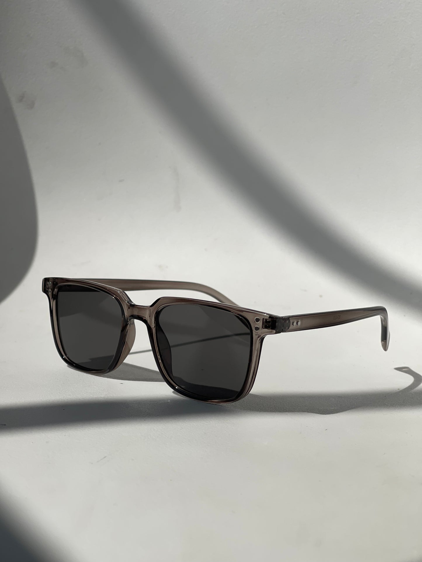 Katie Classic 80s Style Sunglasses In Grey