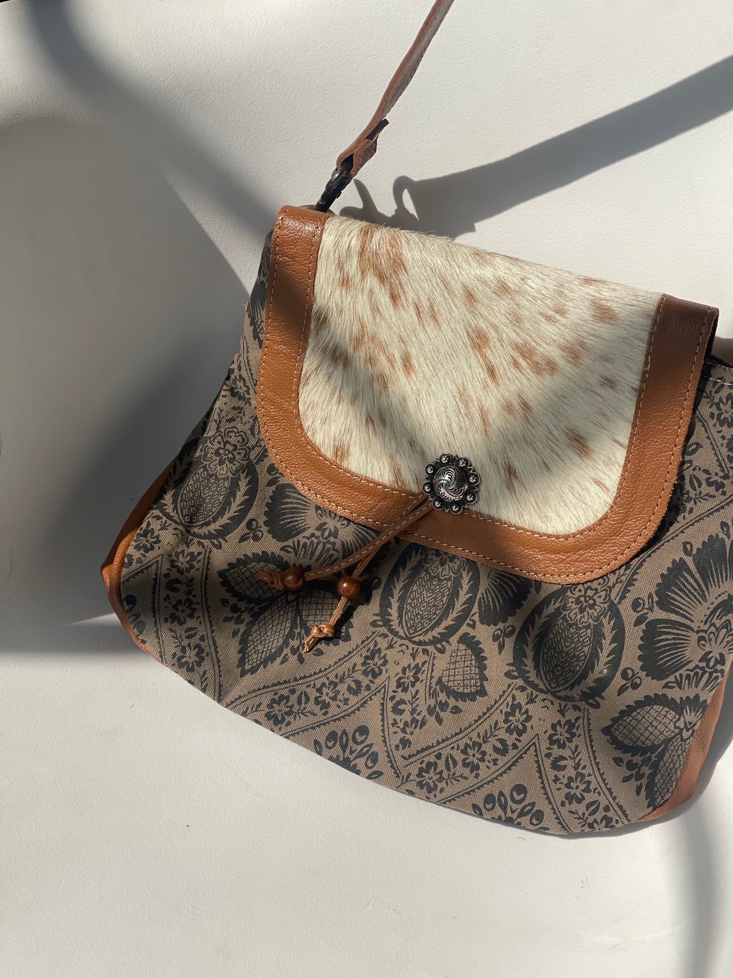 Galveston Vintage Classic Cowhide Leather Saddle Bag