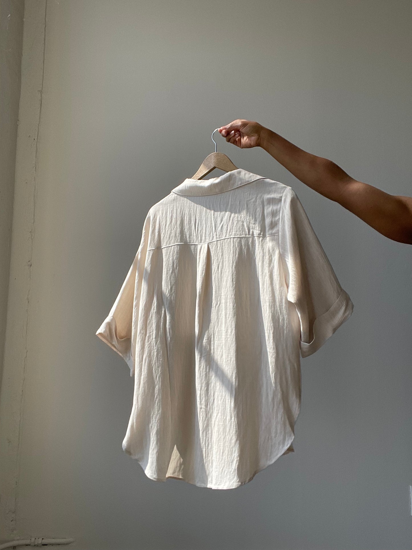 Kimberly Oversized Boyfriend 3/4 Sleeve Button Down Shirt In Natural