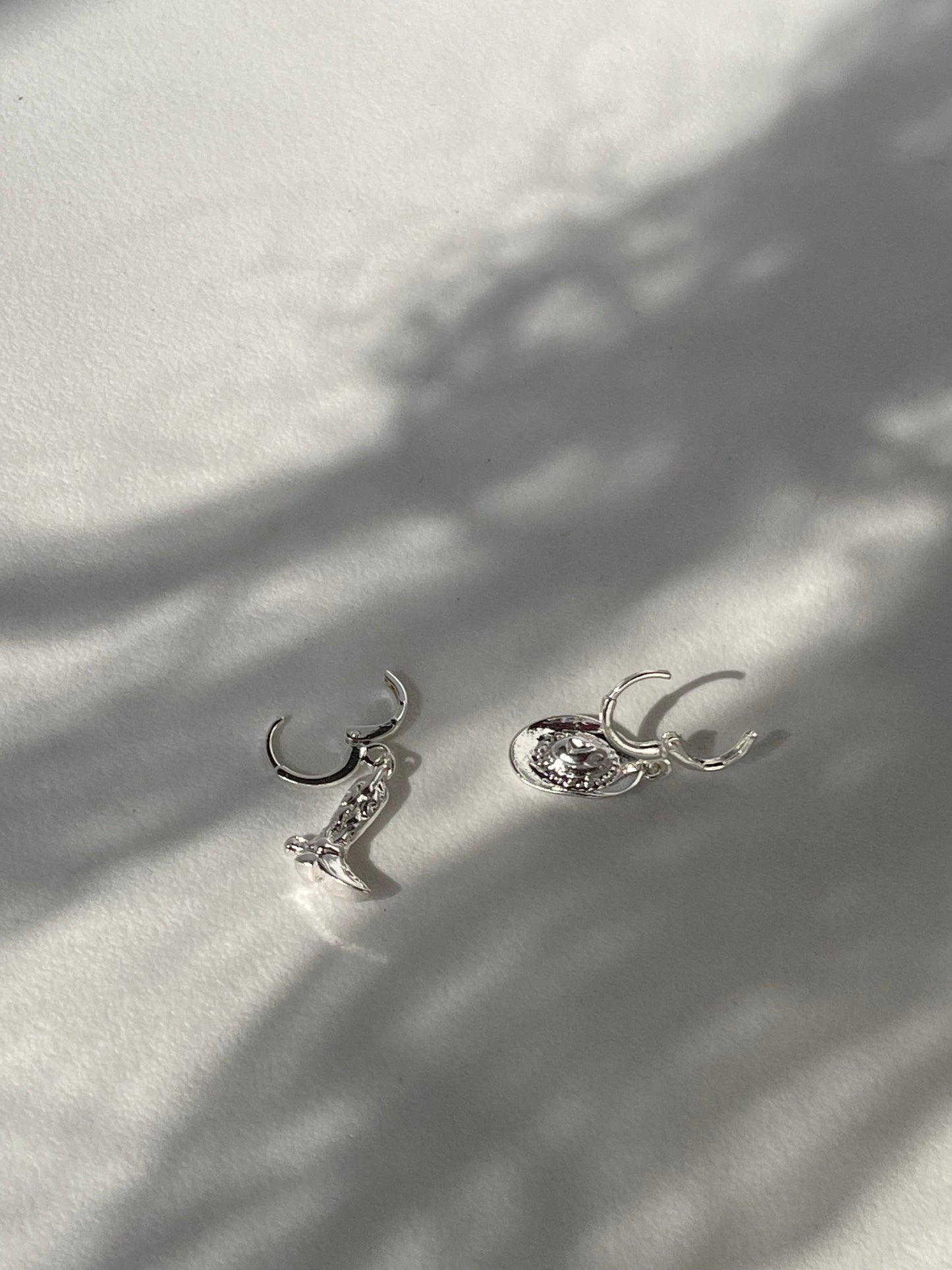 Yoakam Cowboy Boot & Hat Drop Earring In Silver