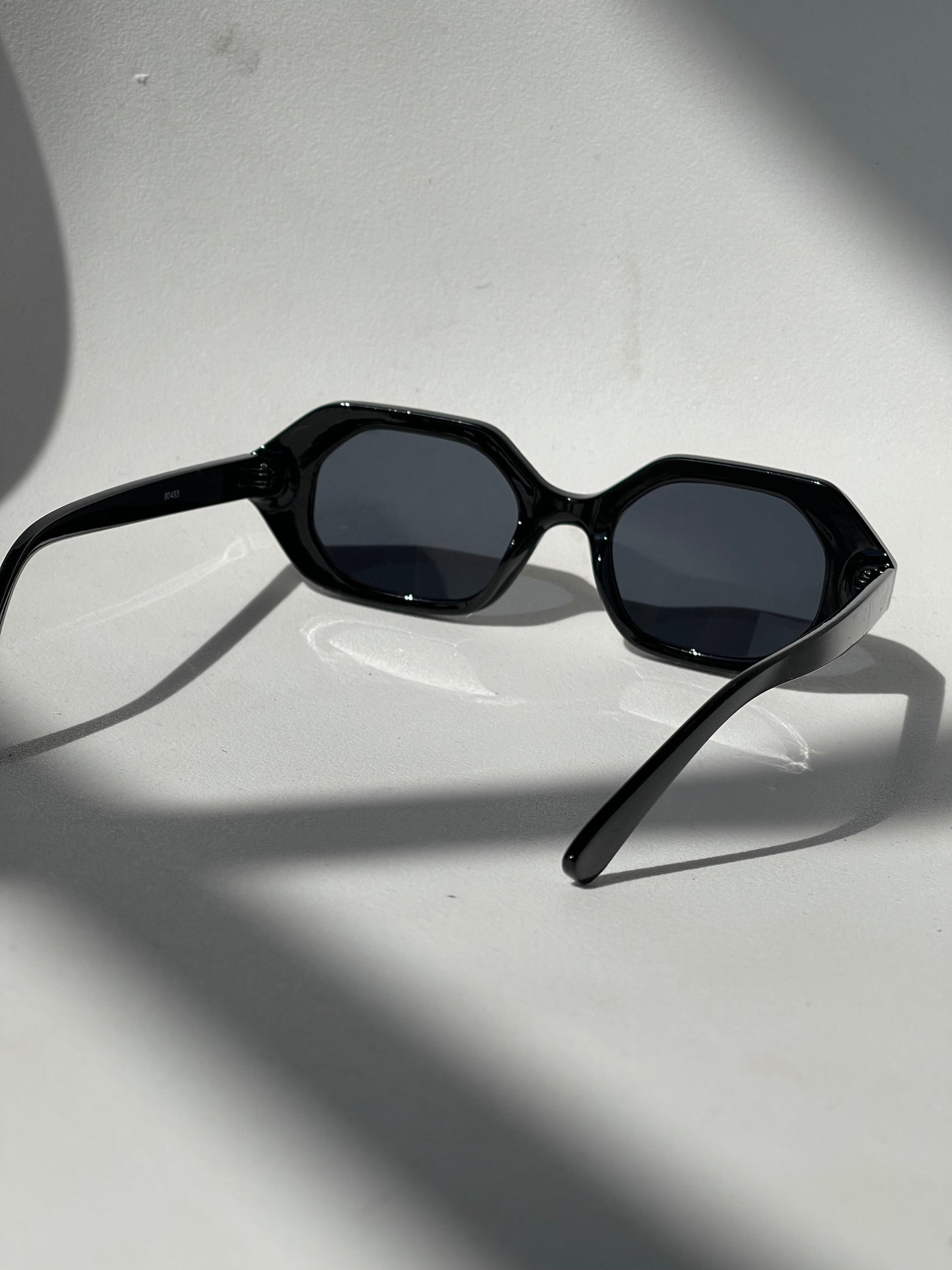 Kelsey Retro 80s Style Sunglasses In Black