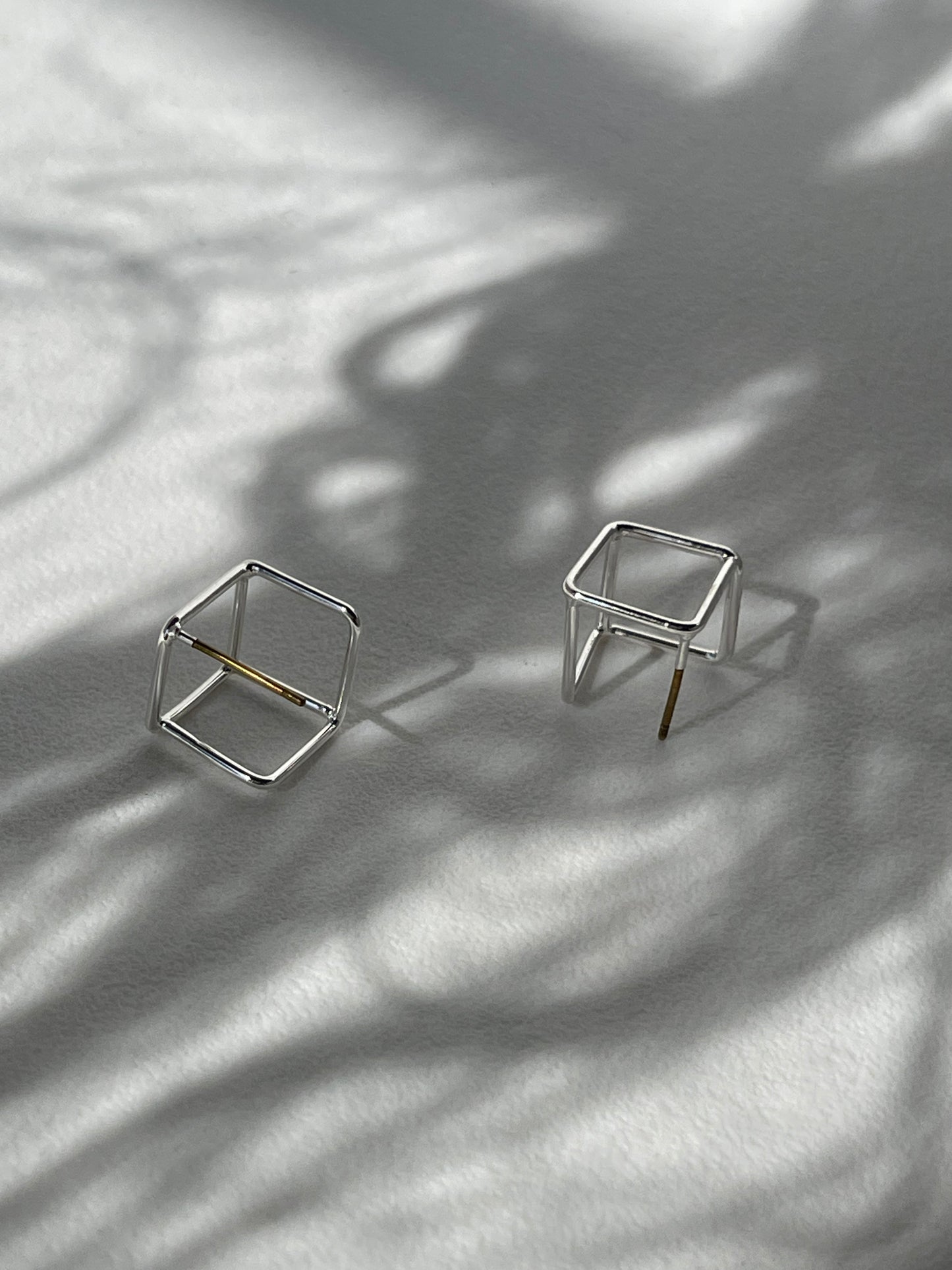 Alton Mini Cube Stud Earring In Silver