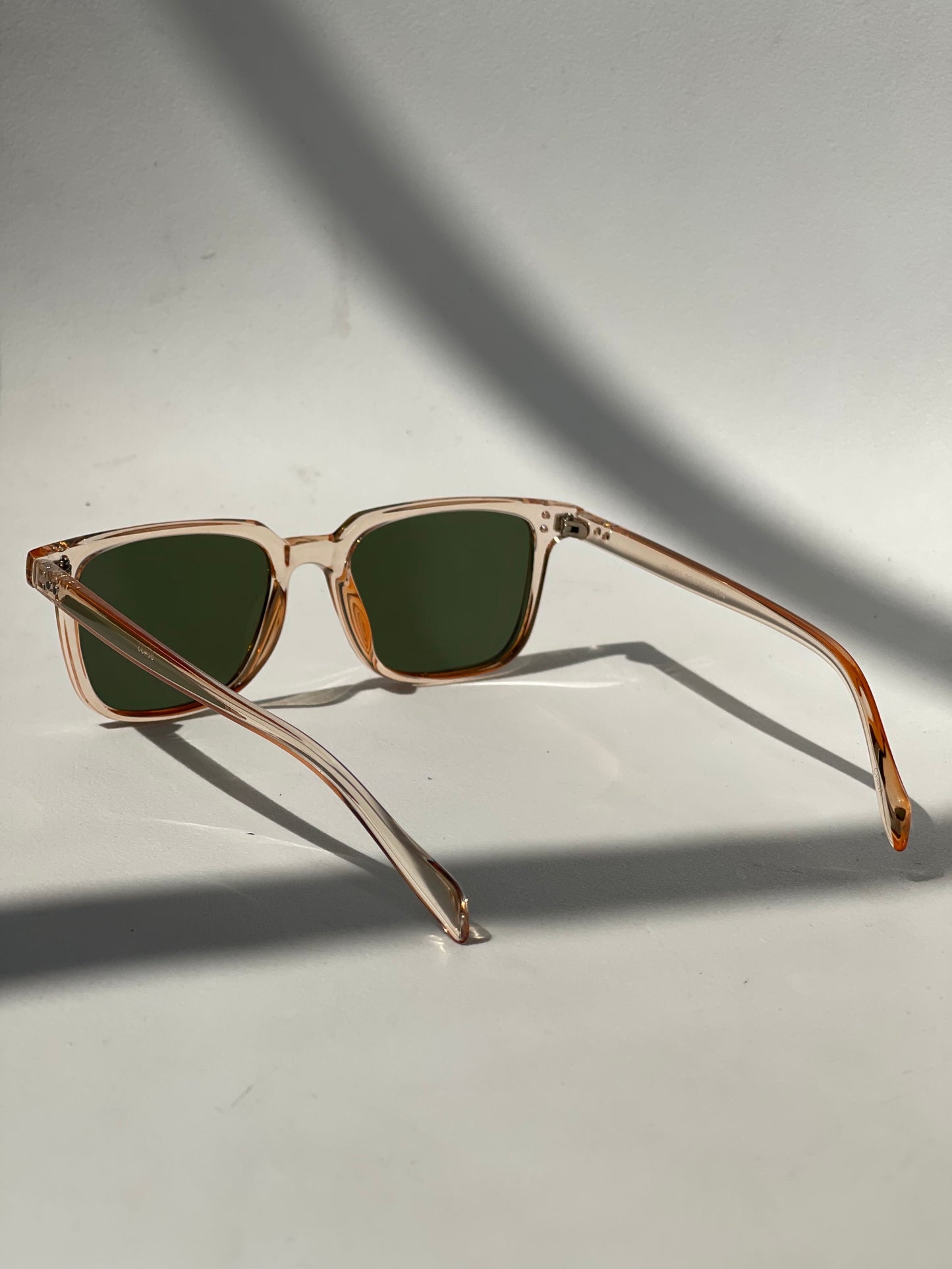 Katie Classic 80s Style Sunglasses In Tangerine