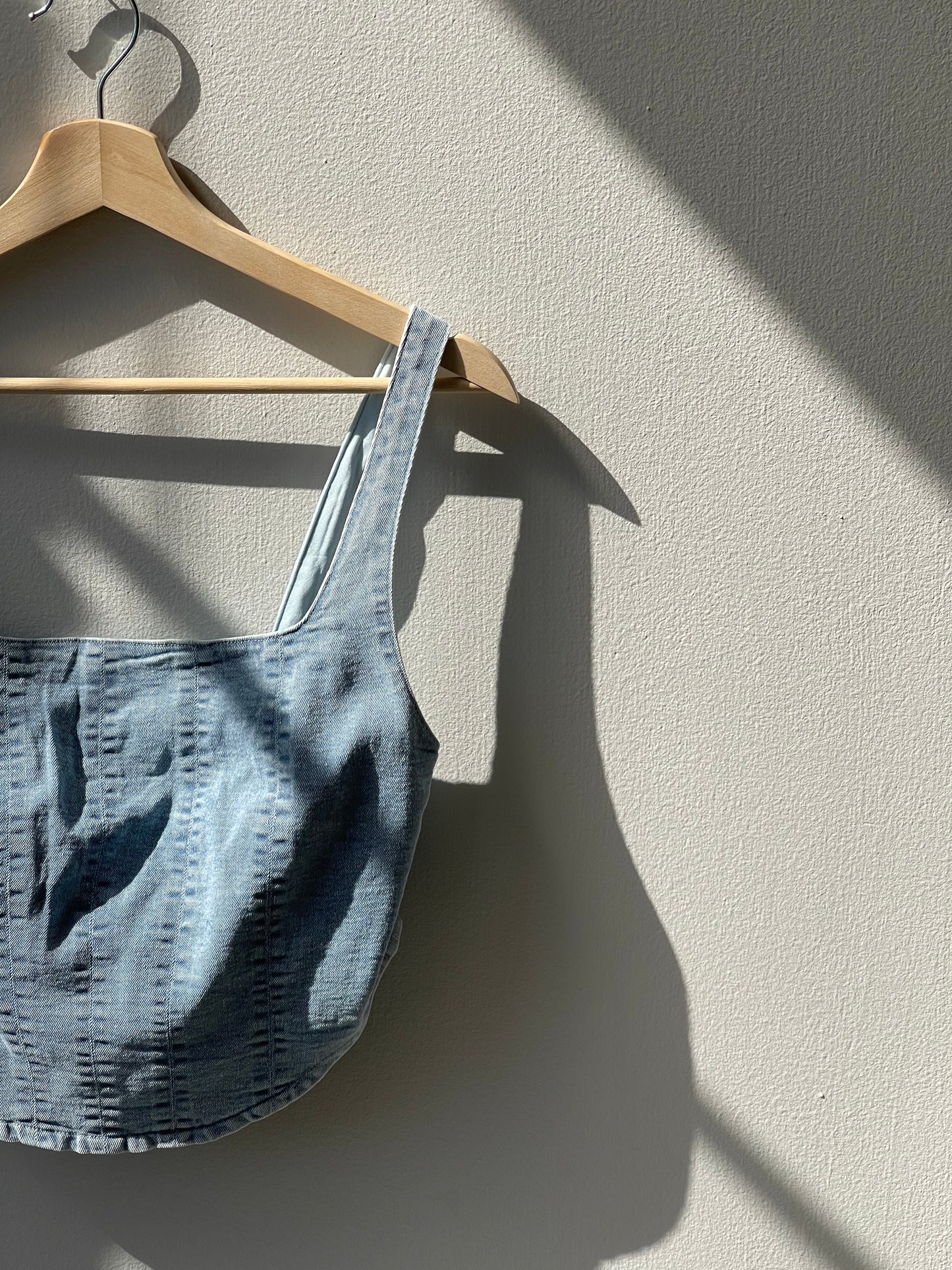 Peyton Denim Zip Back Corset In Light Wash