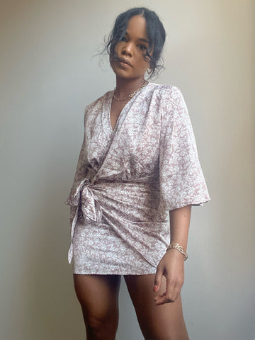 Marla Floral Kimono Wrap Dress In Soft Brick