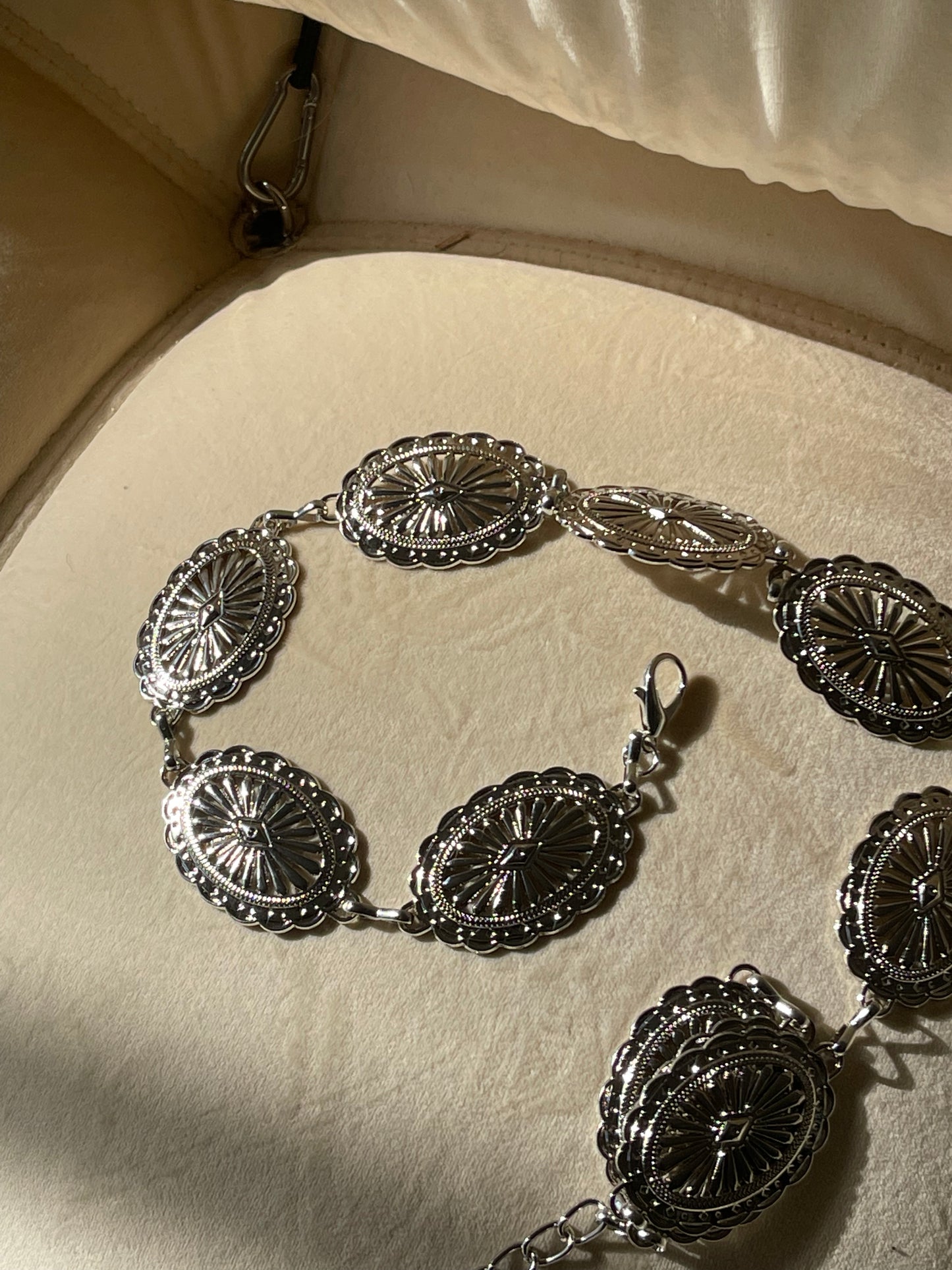 Carrie Classic Metal Western Concho Chain Belt In Silver