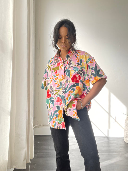 Carmen 80s Style Floral Short Sleeve Button Down Shirt In Bubble Gum