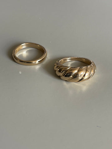 Classic Jumbo Twist & Band Ring Set In Gold