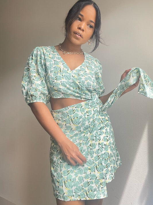 Rachel Side Cut Out Mini Dress In Floral Green