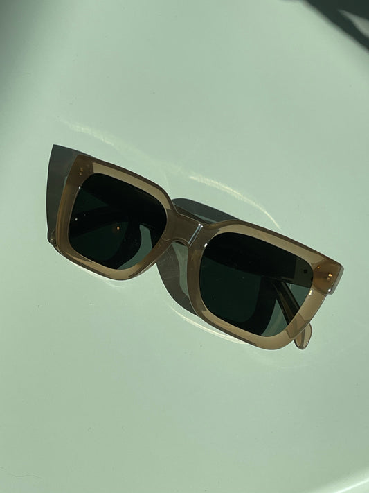 Leah Sunglasses In Taupe Green