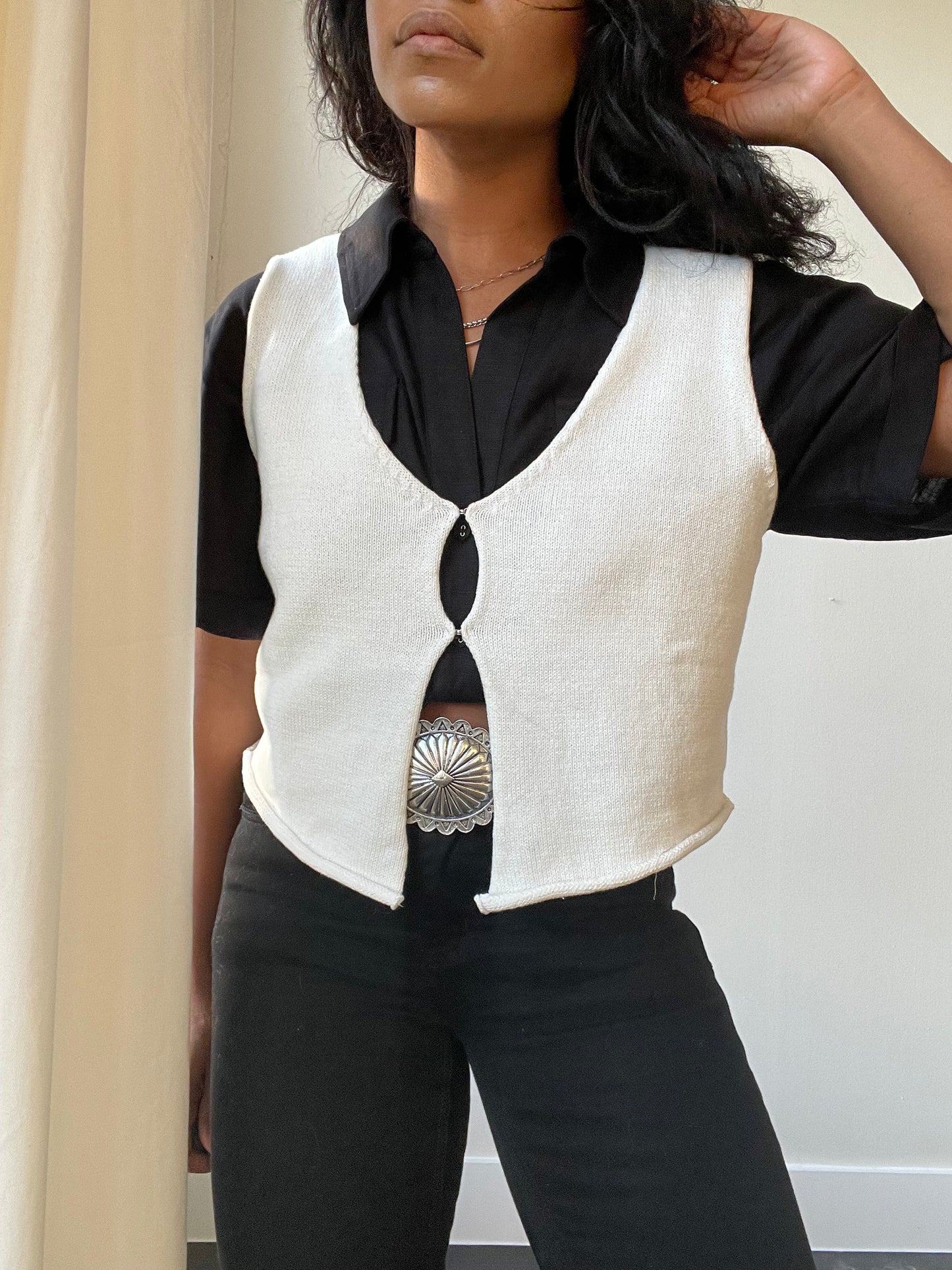 Arlette Double Front Closure Cotton Knit Vest In Ivory