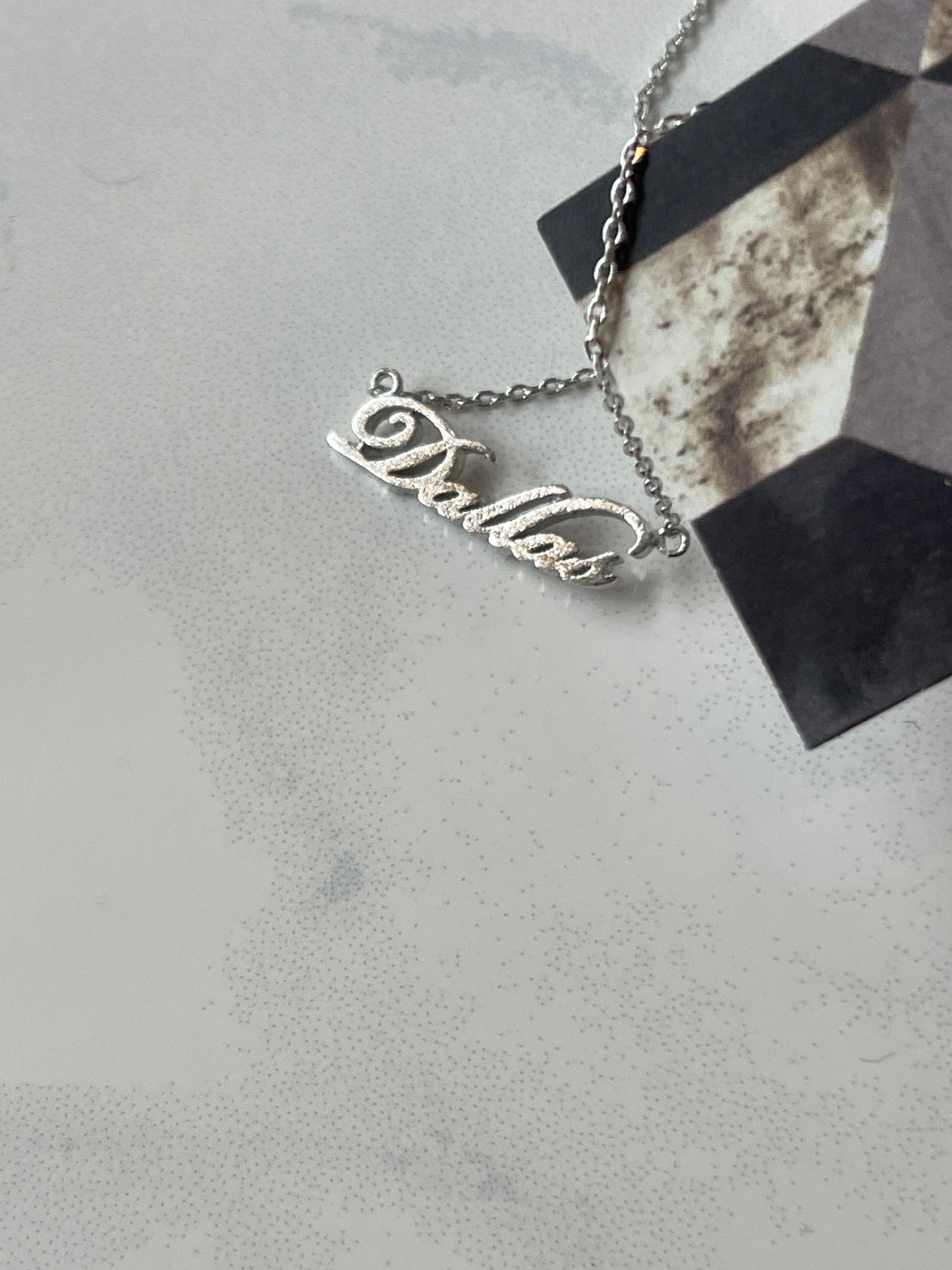 Classic Dallas Mini Necklace In Silver