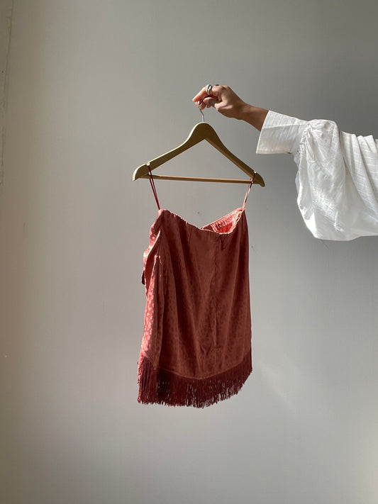 Margaret Front Tie Warp Fringe Skirt In Brown Brick
