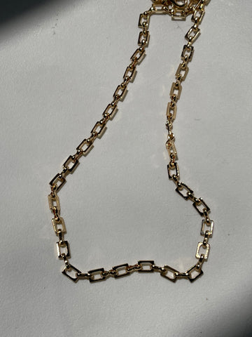 Ronnie Square Link Necklace In Gold
