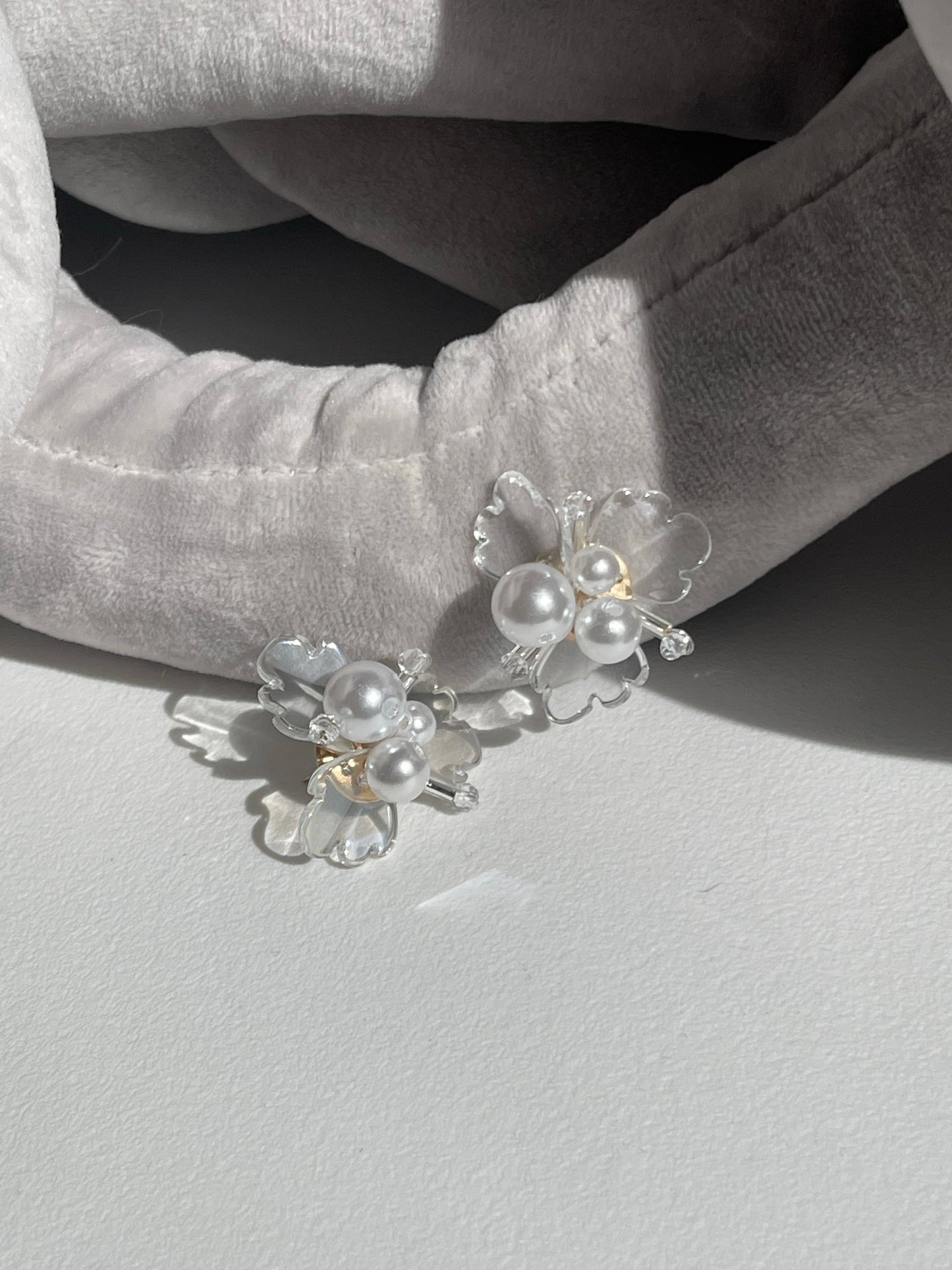 Thelma Pearl & Clear Flower Stud Earring
