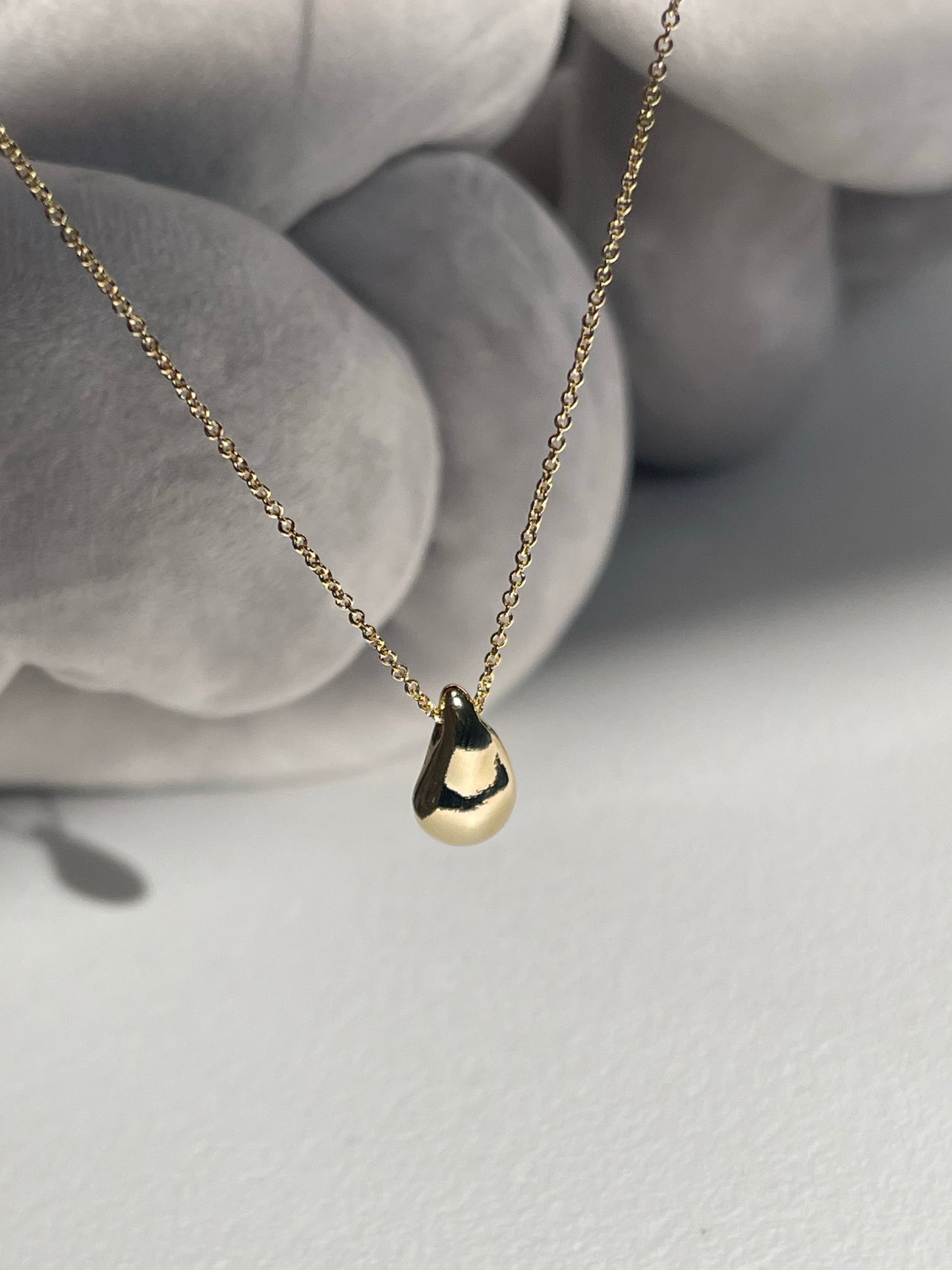 Organic Tear Drop Necklace In Gold