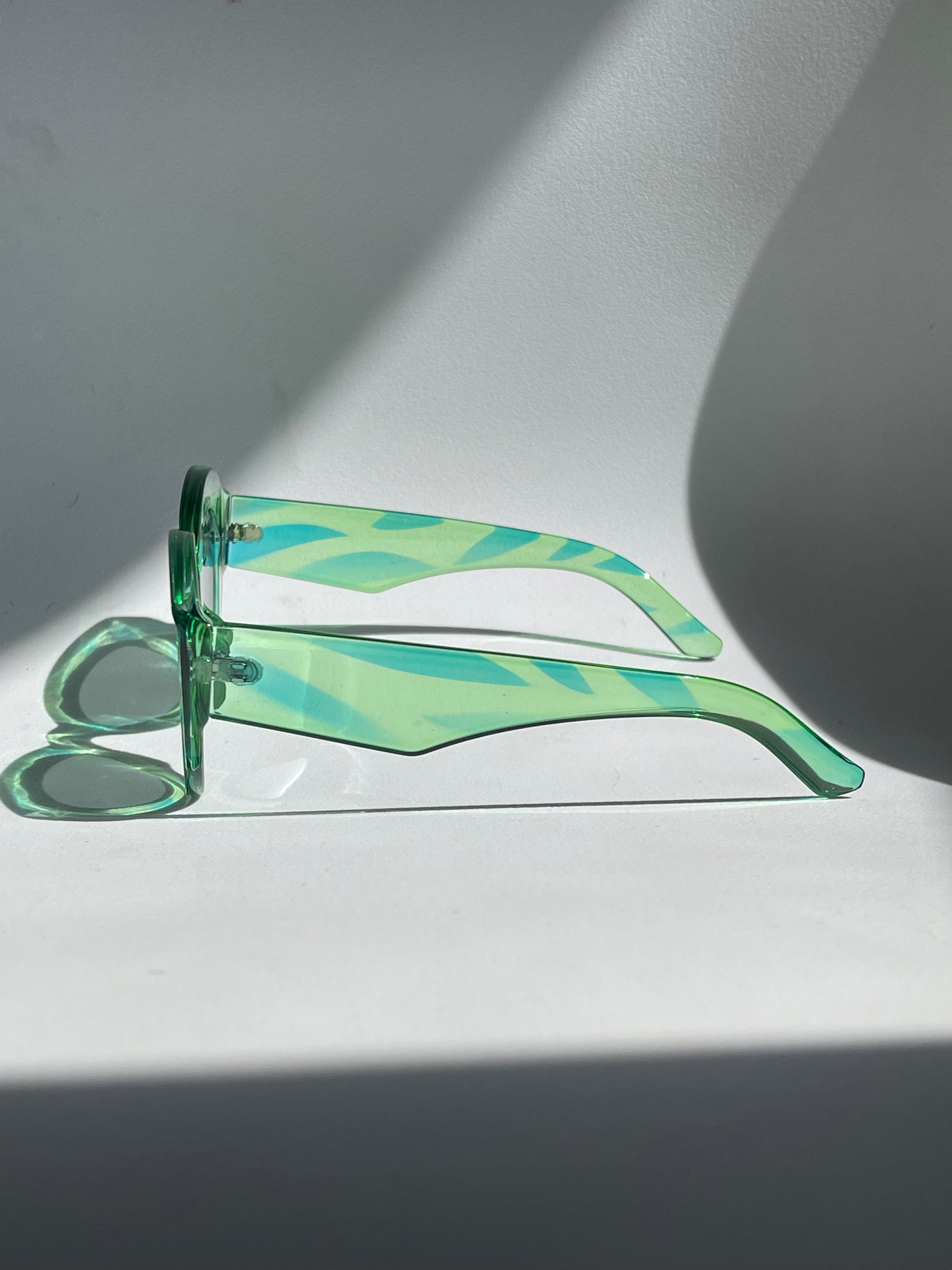 Dita Chunky Cat-Eye Sunglasses In Blue Green
