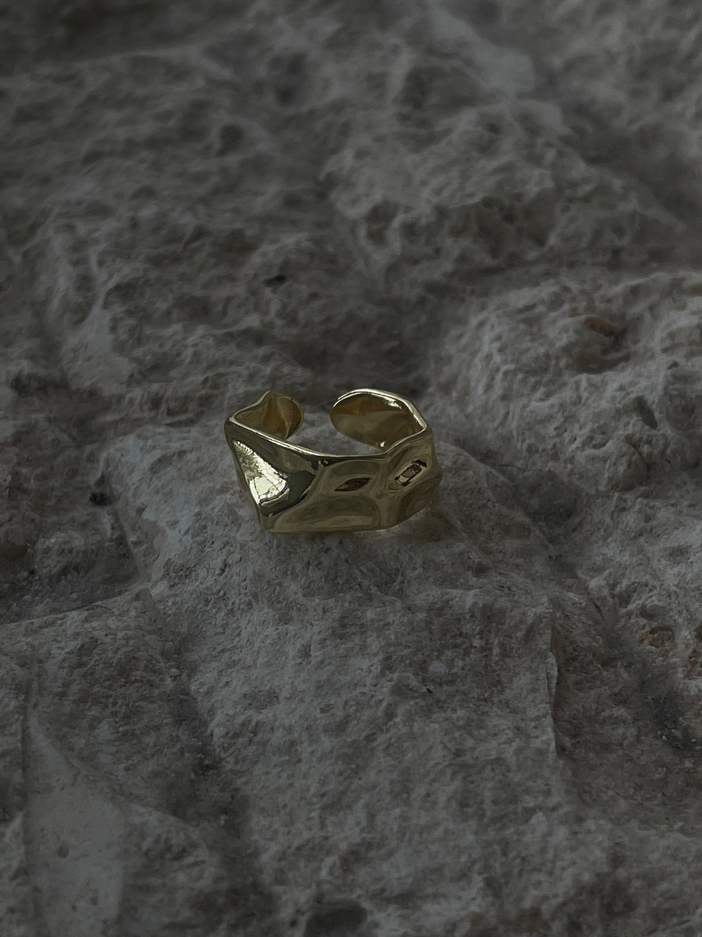 Troy Organic Open Ended Crinkle Ring In Gold