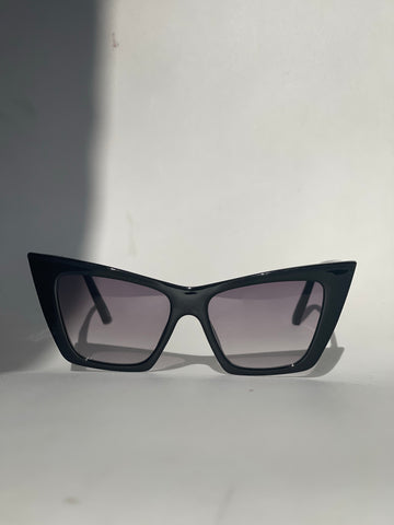 Muir Cat Eye Sunglasses In Transparent Black