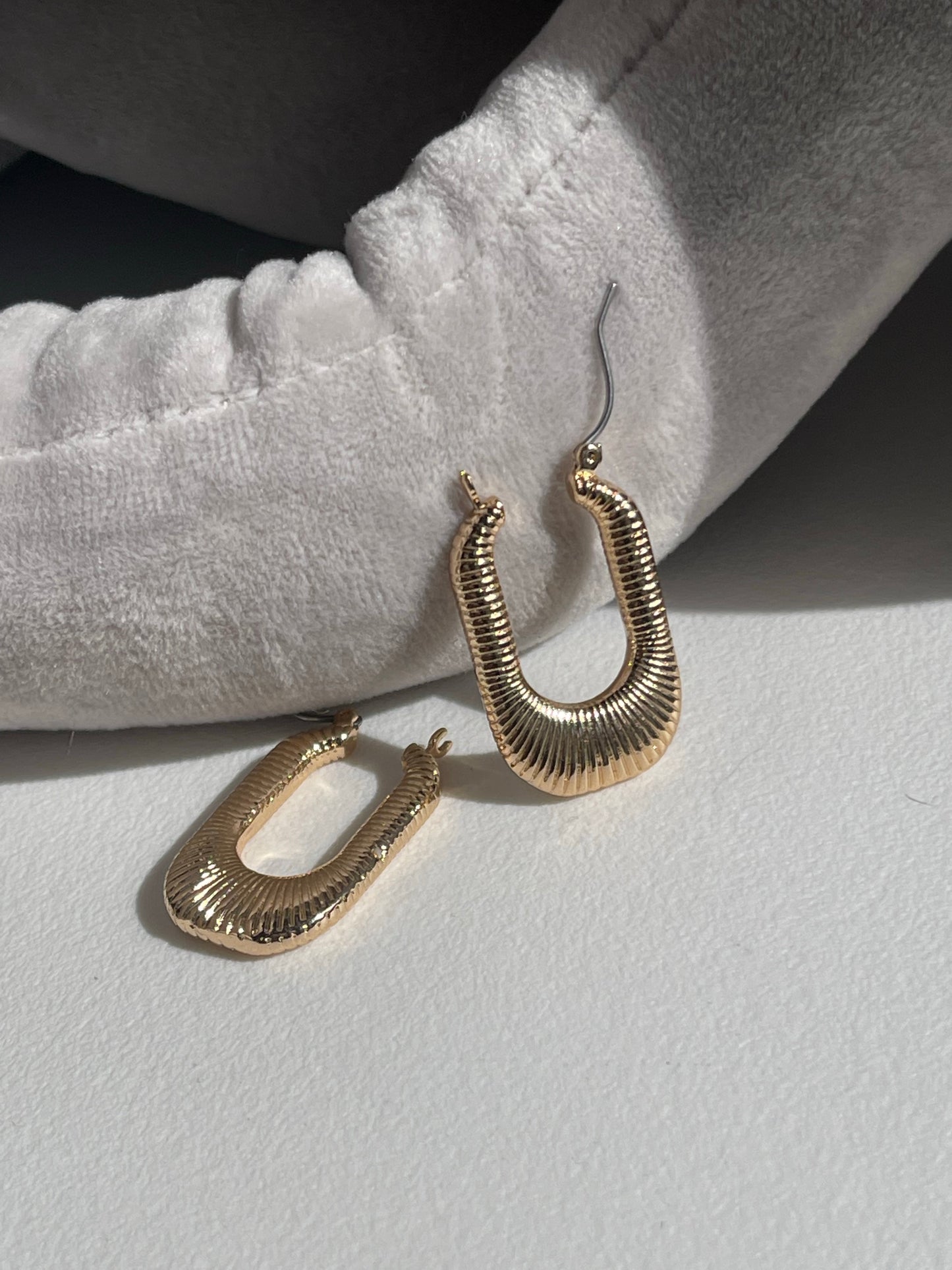 Versailles Ribbed Royal Hug Hoop Earring In Gold
