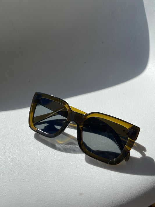 Leah Sunglasses In Olive