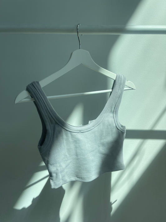 Dracy Ultra Crop Slit Tank Top In Grey