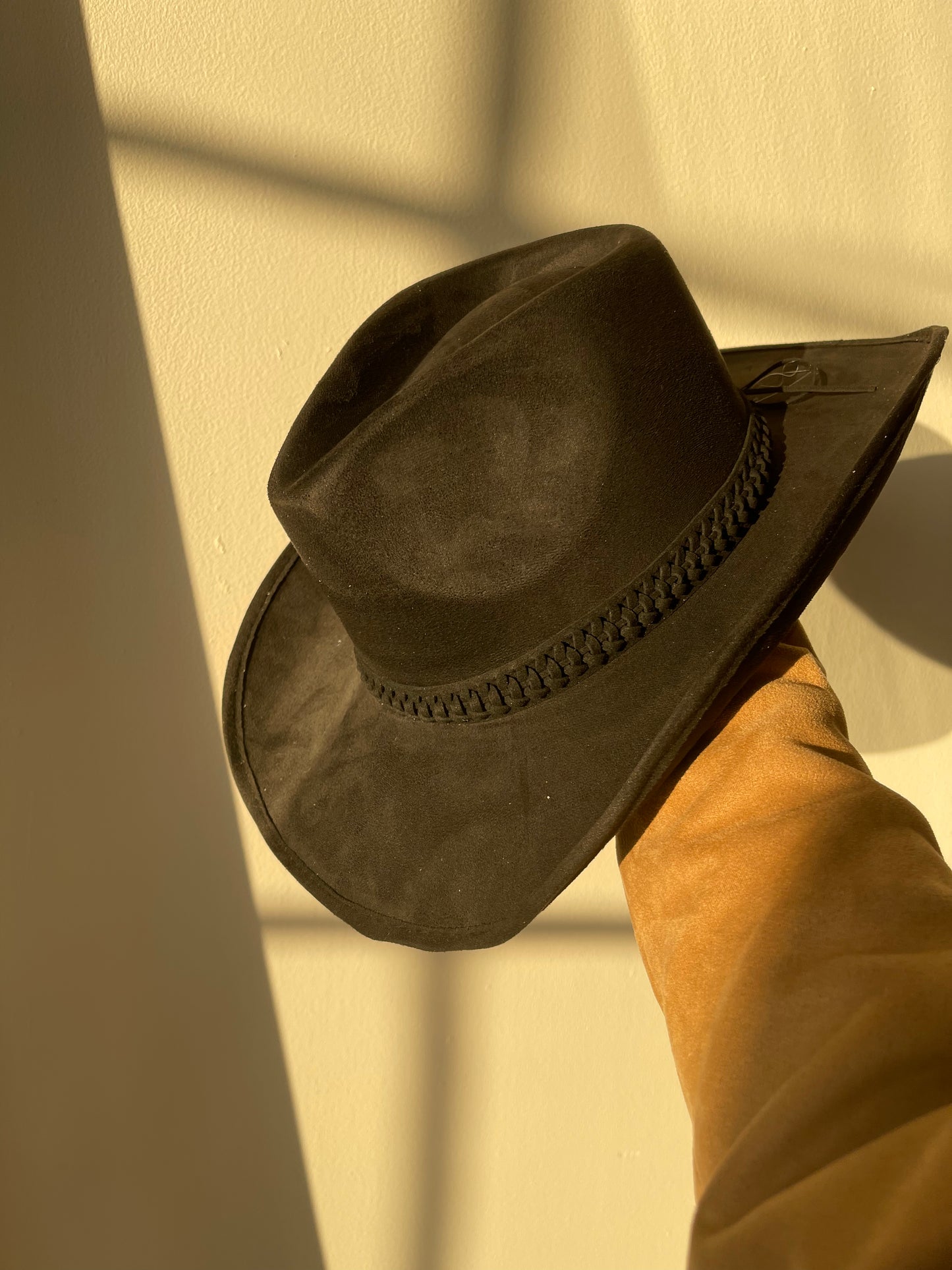 Carla Woven Belt Cowboy Hat In Black